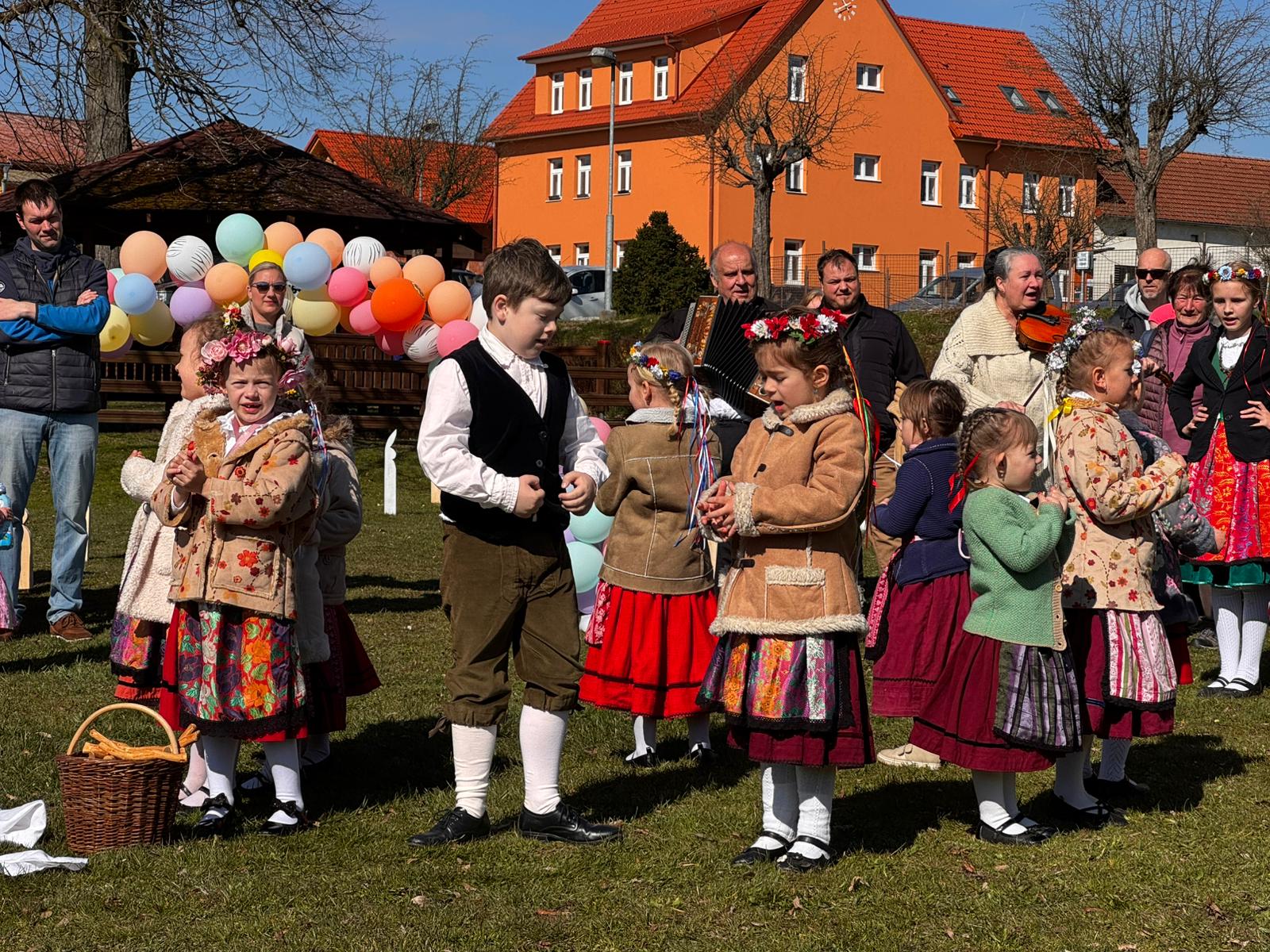 Strážkovice 